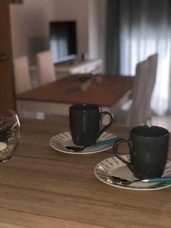 Apartamento Maracena C/ Ramon Y Cajal Luaran gambar